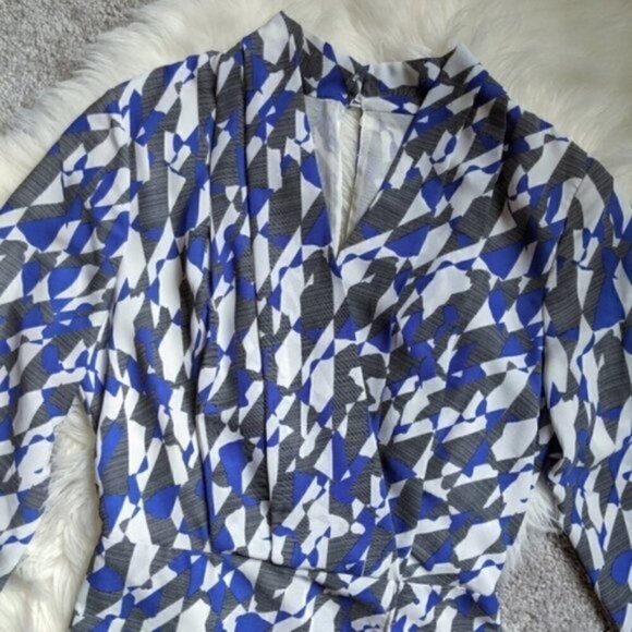 Asymmetrical Surplice Wrap Dress Geometric Print S - Picture 4 of 6